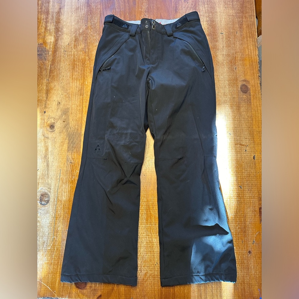 BMWOT Gerry snow pants for women.